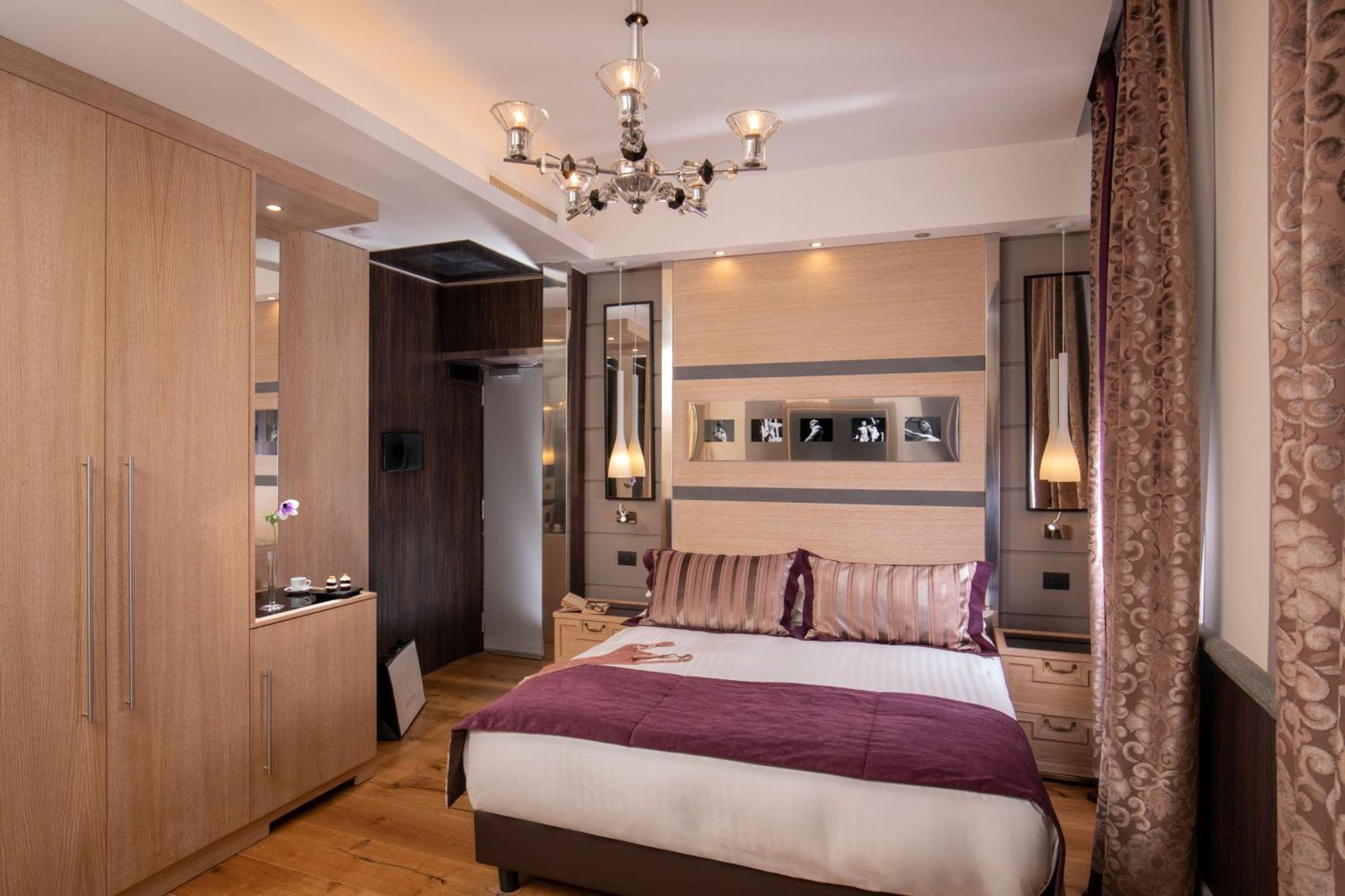 The Inn At The Spanish Steps Luxury Collection - Mario De' Fiori Home Rome Exterior photo